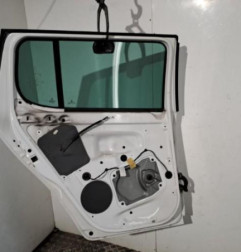 Porte arriere gauche SKODA FABIA 2 Photo n°1