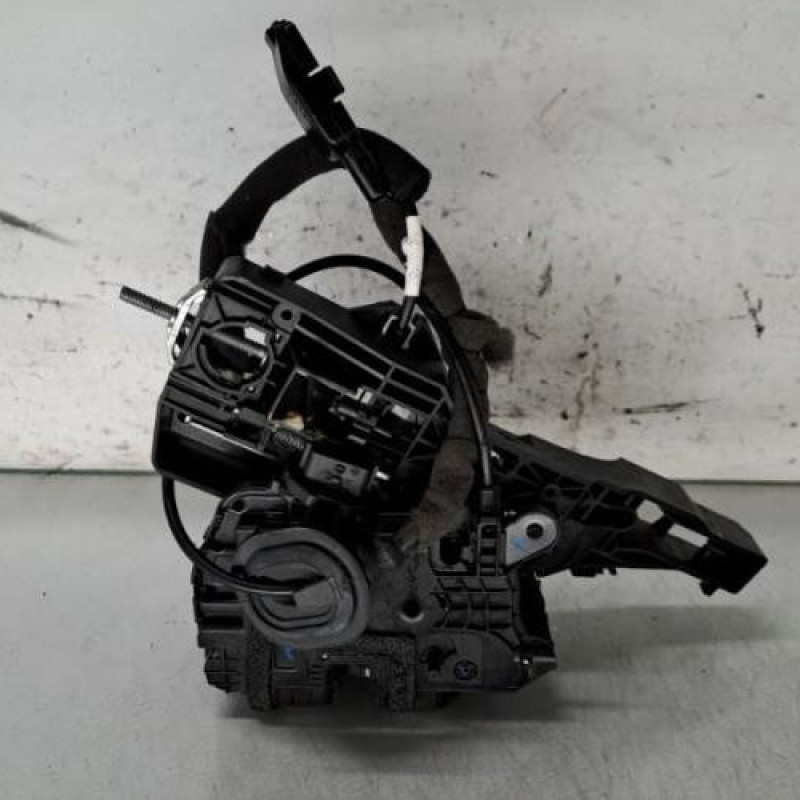 Serrure arriere gauche RENAULT CAPTUR 1