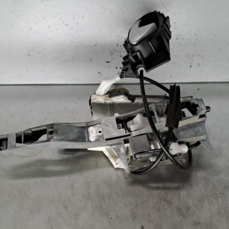 Serrure avant droit CITROEN BERLINGO 2