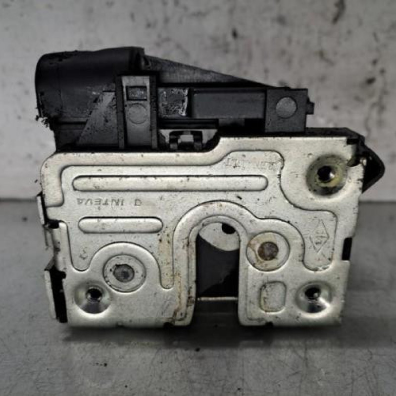 Serrure avant droit DACIA DUSTER 1