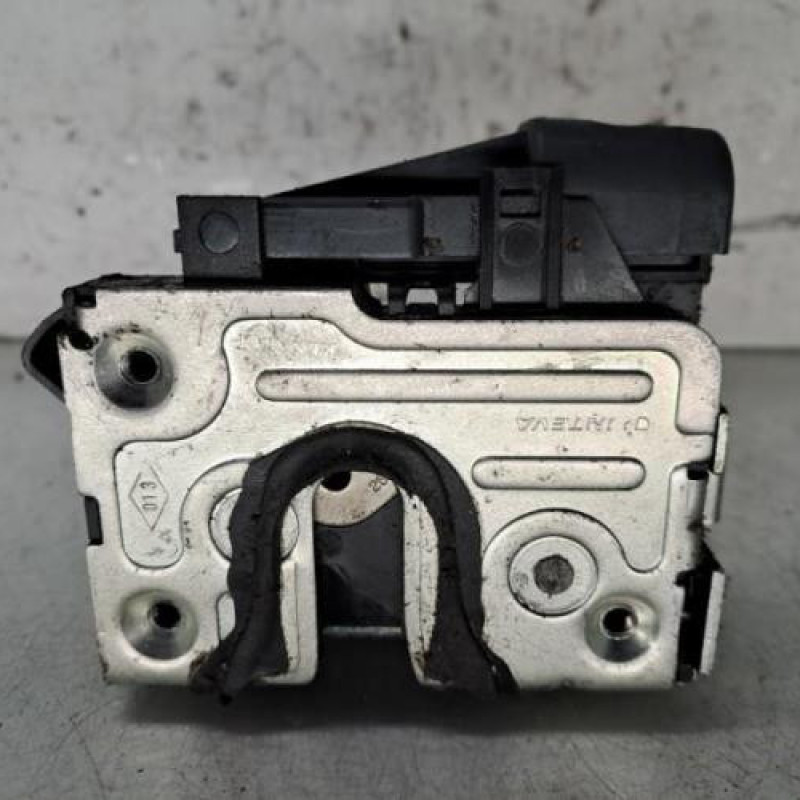 Serrure avant gauche DACIA DUSTER 1