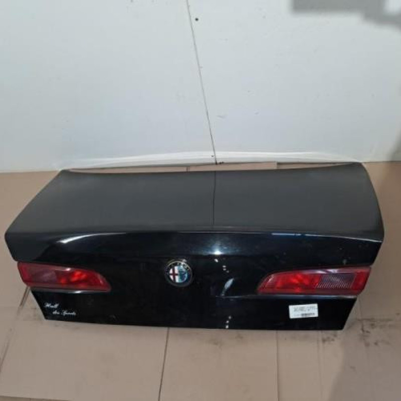 Malle/Hayon arriere ALFA ROMEO 156