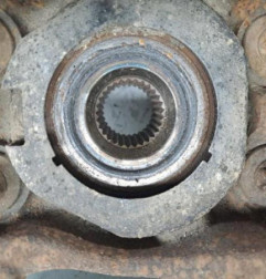 Fusee avant gauche NISSAN NV300 Photo n°3