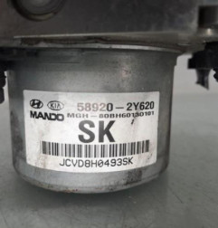 Bloc ABS (freins anti-blocage) HYUNDAI IX 35 Photo n°1