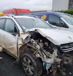 Bloc ABS (freins anti-blocage) PEUGEOT 2008 1 Photo n°4