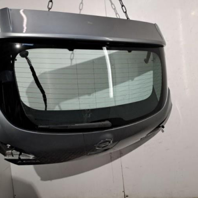 Malle/Hayon arriere OPEL ASTRA J