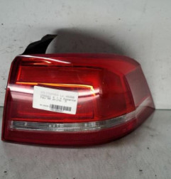 Feu arriere principal droit (feux) VOLKSWAGEN PASSAT 6 Photo n°4