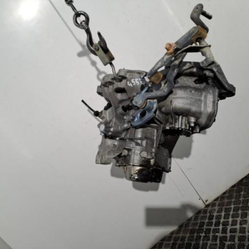Boite de vitesses OPEL CORSA D