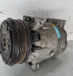 Compresseur clim RENAULT SCENIC 1 Photo n°1