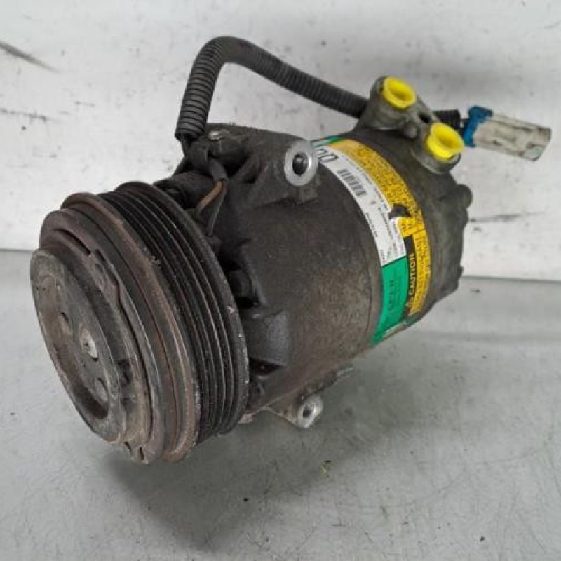 Compresseur clim OPEL AGILA A
