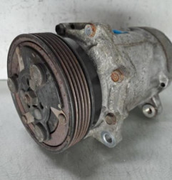 Compresseur clim VOLKSWAGEN BORA Photo n°1