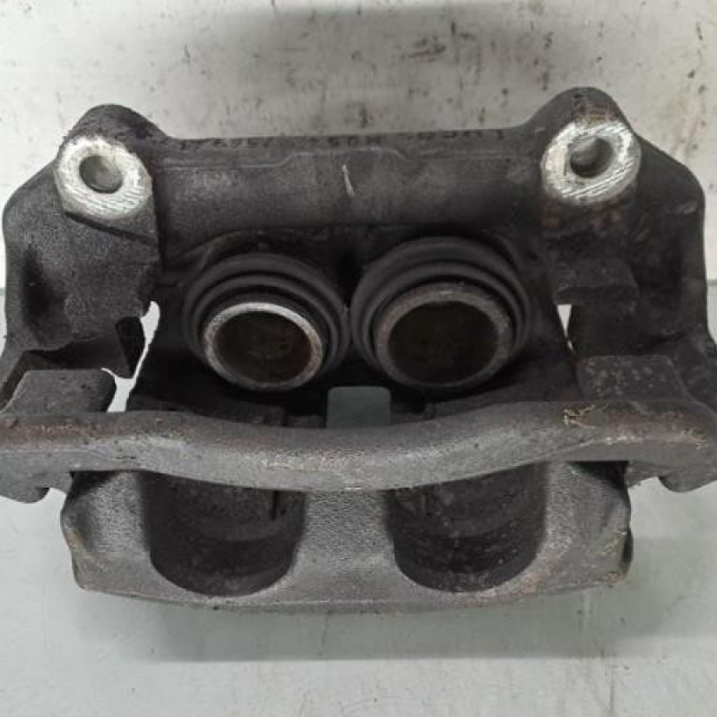 Etrier avant gauche (freinage) RENAULT TRAFIC 2