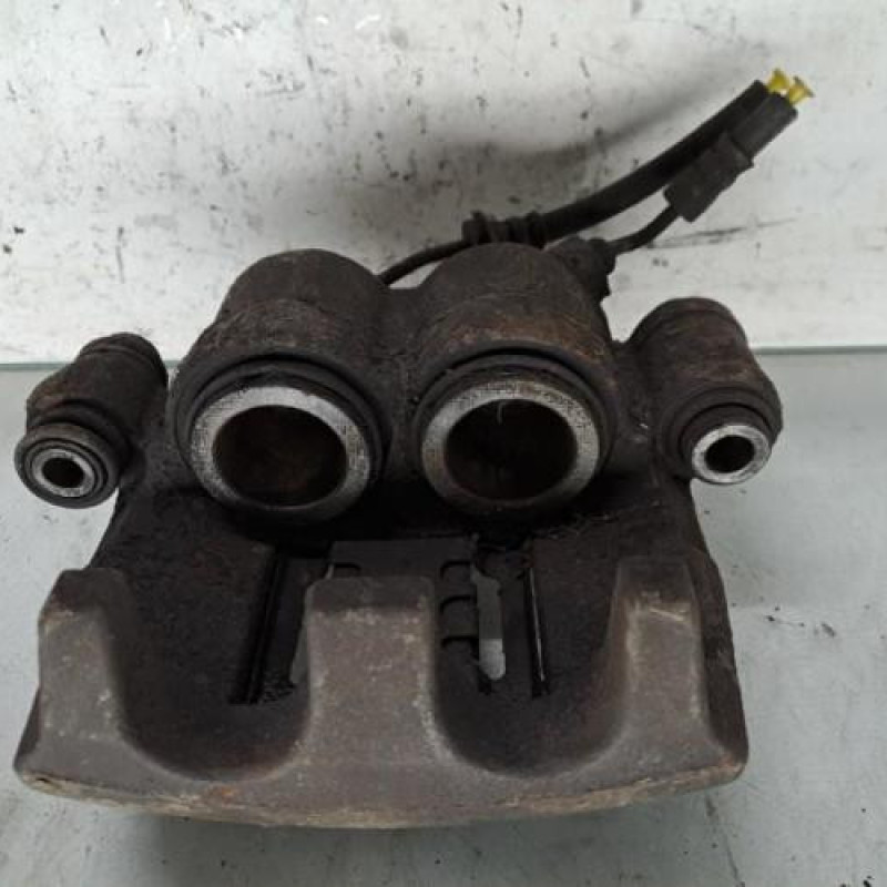 Etrier avant droit (freinage) RENAULT MASTER 2