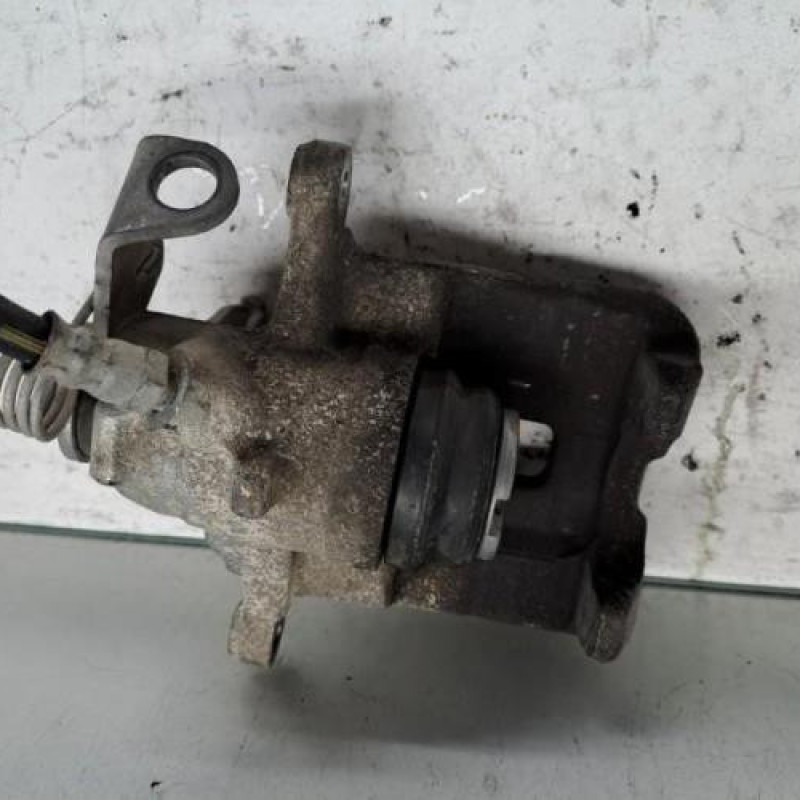 Etrier arriere droit (freinage) NISSAN NV300