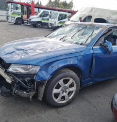 Feu arriere secondaire gauche (feux) AUDI A4 3 Photo n°7