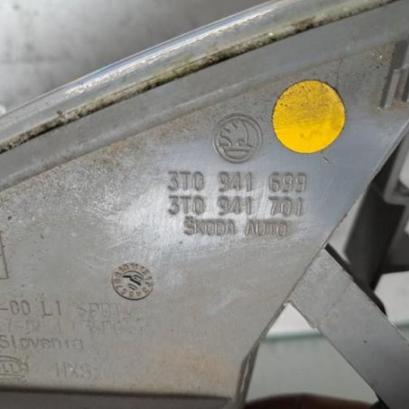 Anti brouillard gauche (feux) SKODA SUPERB 2