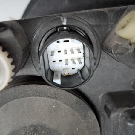 Optique avant principal droit (feux)(phare) LANCIA YPSILON 4