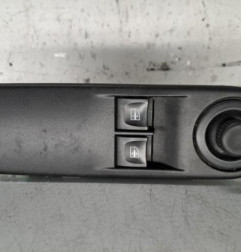 Interrupteur de leve vitre avant gauche RENAULT CLIO 4 Photo n°1