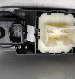 Interrupteur de leve vitre avant gauche RENAULT CLIO 4 Photo n°4