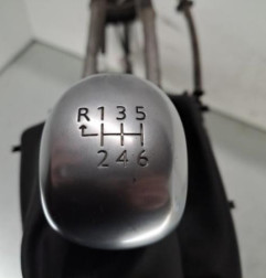 Selecteur boite de vitesse PEUGEOT 308 2 SW Photo n°4