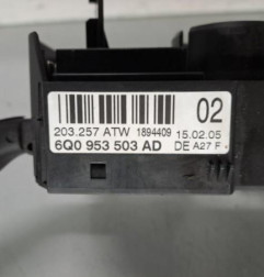 Commodo d'essuie glaces VOLKSWAGEN POLO 4 Photo n°4