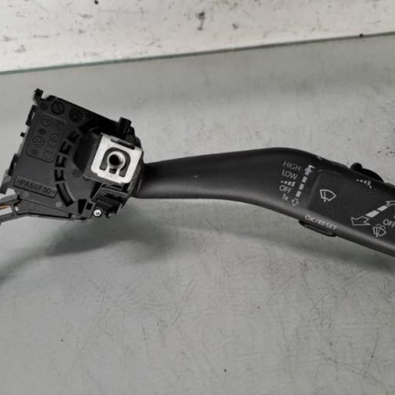 Commodo d'essuie glaces VOLKSWAGEN GOLF 5