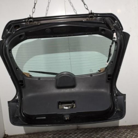 Malle/Hayon arriere NISSAN JUKE 1