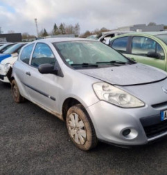 Capot RENAULT CLIO 3 Photo n°4