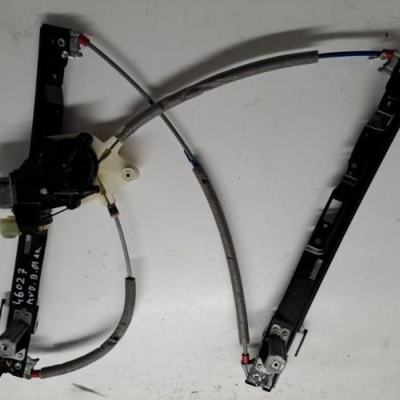 Leve vitre electrique avant droit FORD B-MAX