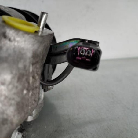 Compresseur clim VOLKSWAGEN POLO 5