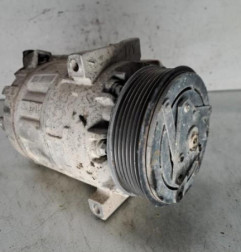 Compresseur clim NISSAN NV300 Photo n°1