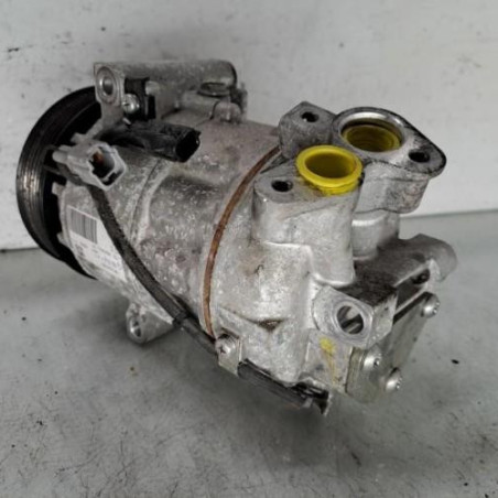 Compresseur clim RENAULT CAPTUR 1