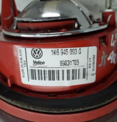 Feu arriere secondaire gauche (feux) VOLKSWAGEN GOLF 5 Photo n°3