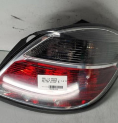 Feu arriere principal droit (feux) OPEL ASTRA H Photo n°3