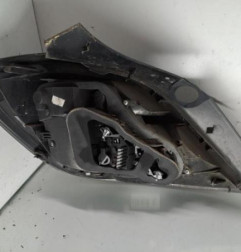 Feu arriere principal droit (feux) OPEL ASTRA H Photo n°4