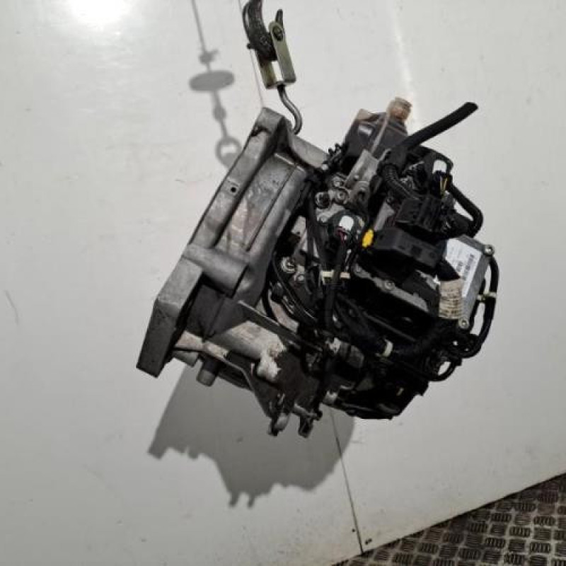 Boite de vitesses OPEL CORSA D