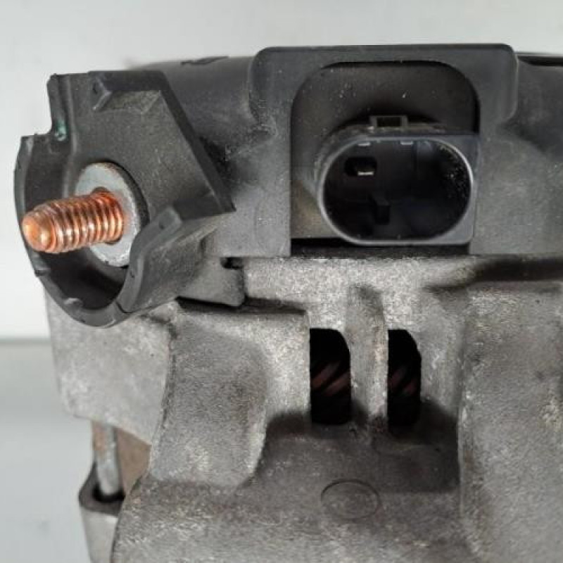 Alternateur BMW SERIE 3 E92