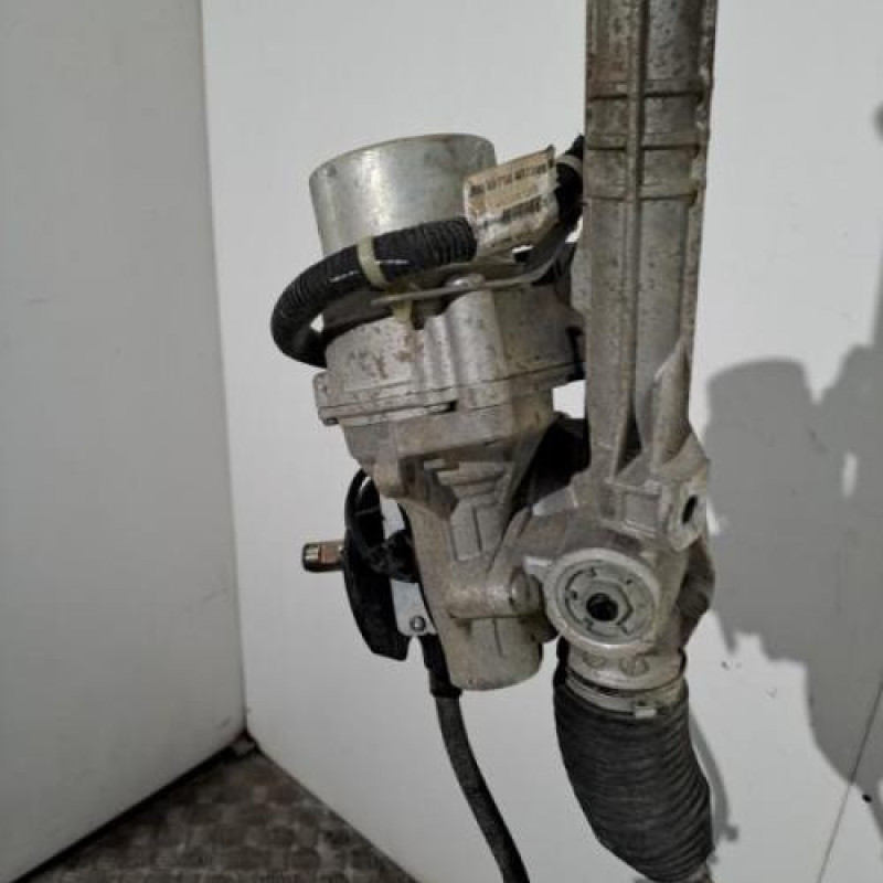 Cremaillere assistee PEUGEOT 2008 1
