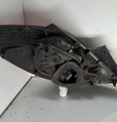 Feu arriere principal droit (feux) OPEL CORSA D Photo n°3