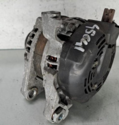 Alternateur TOYOTA YARIS 3 Photo n°1