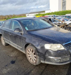 Feu arriere principal droit (feux) VOLKSWAGEN PASSAT 5 Photo n°10