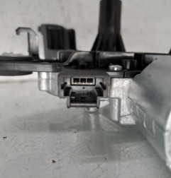 Moteur essuie glace arriere PEUGEOT 5008 2 Photo n°1