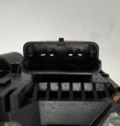 Moteur essuie glace avant gauche PEUGEOT 5008 1