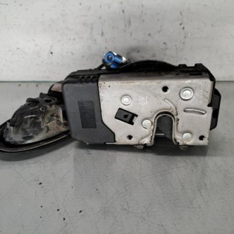 Serrure avant droit RENAULT TRAFIC 2