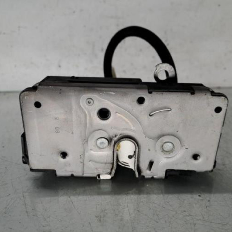 Serrure arriere droit OPEL CORSA E