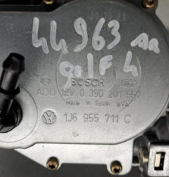 Moteur essuie glace arriere VOLKSWAGEN GOLF 4 Photo n°1