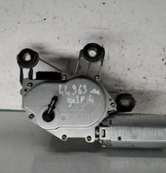 Moteur essuie glace arriere VOLKSWAGEN GOLF 4 Photo n°3