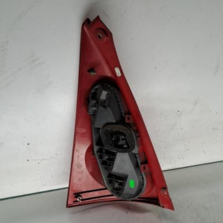 Feu arriere principal droit (feux) PEUGEOT 107 Photo n°1