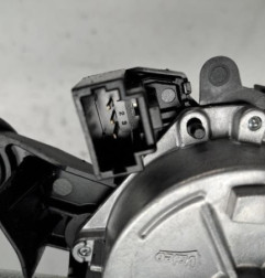 Moteur essuie glace arriere PEUGEOT 2008 1 Photo n°4