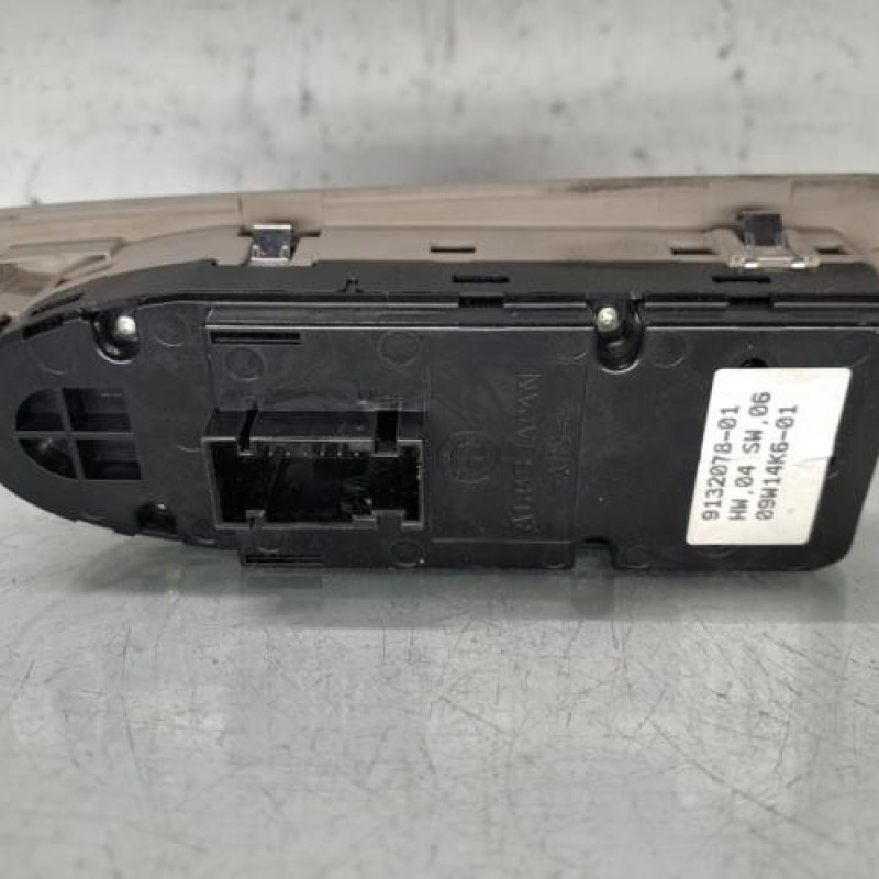 Interrupteur de leve vitre avant gauche BMW SERIE 1 E87